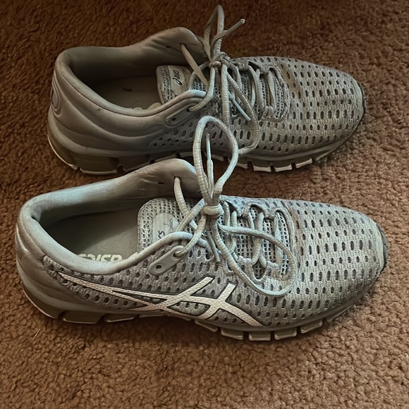 ASICS grey sneakers - Picture 2 of 3